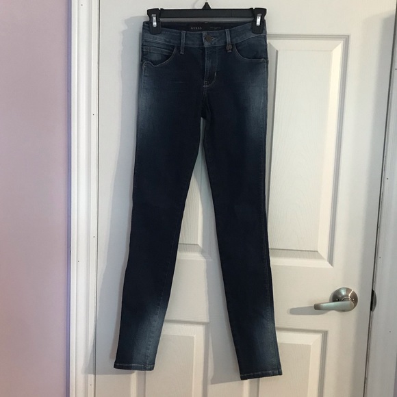 Size 23 Guess Low Rise Curve X Skinny Jeans - Picture 1 of 6